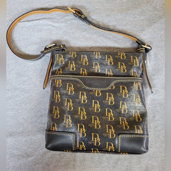 Dooney and Bourke Shoulder Bag - Picture 12 of 12